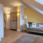 Du Train Hotel 3*