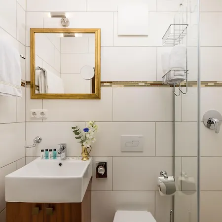 Du Train Hotel Munich