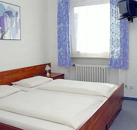 호텔 오텔 뒤 트랭