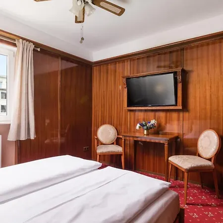 Du Train Hotel Monaco di Baviera