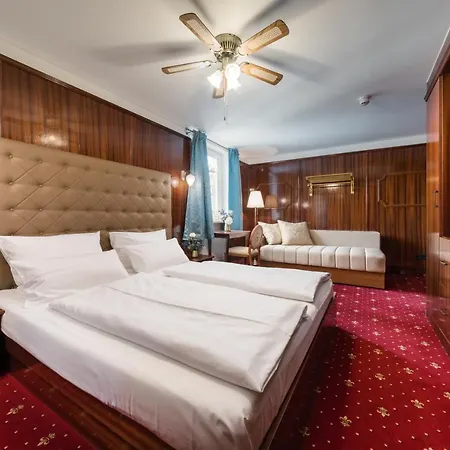 Du Train Hotel Monaco di Baviera