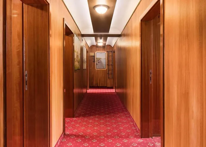 Du Train Hotel Monachium