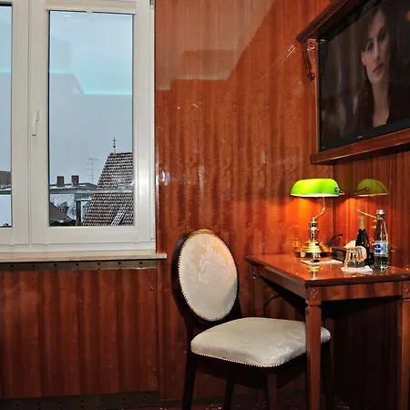 Du Train 3* München